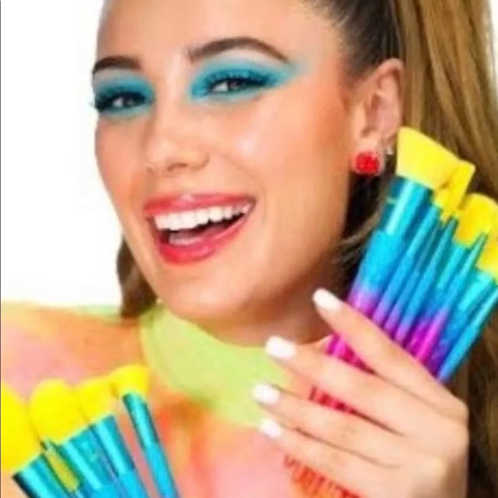 REAL TECHNIQUES Electric Love 7p Brush Set NIB $50